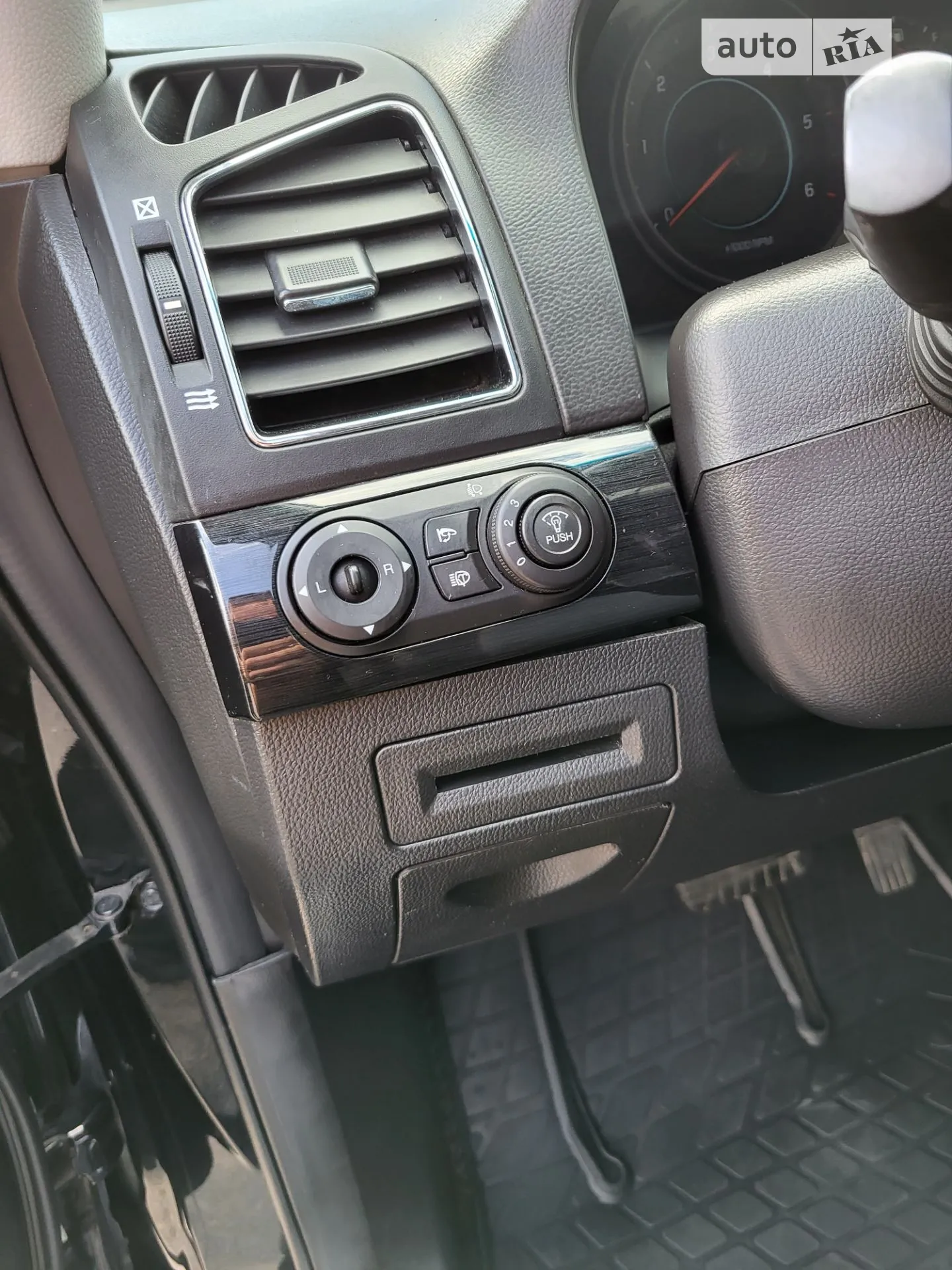 2011 Chevrolet Captiva - мініатюра 119