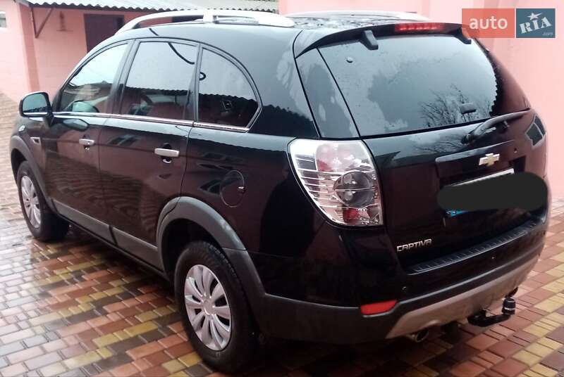 Внедорожник / Кроссовер Chevrolet Captiva 2011 в Царичанке