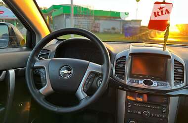 Внедорожник / Кроссовер Chevrolet Captiva 2012 в 