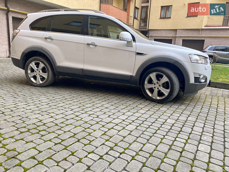 Позашляховик / Кросовер Chevrolet Captiva 2012 в Івано-Франківську