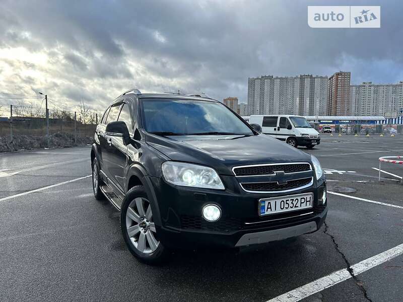 Внедорожник / Кроссовер Chevrolet Captiva 2008 в Киеве