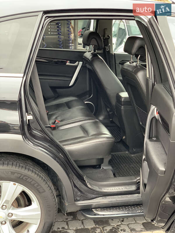 Внедорожник / Кроссовер Chevrolet Captiva 2012 в Львове