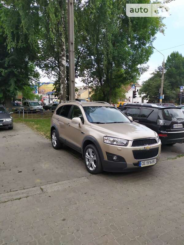 Внедорожник / Кроссовер Chevrolet Captiva 2012 в Черновцах