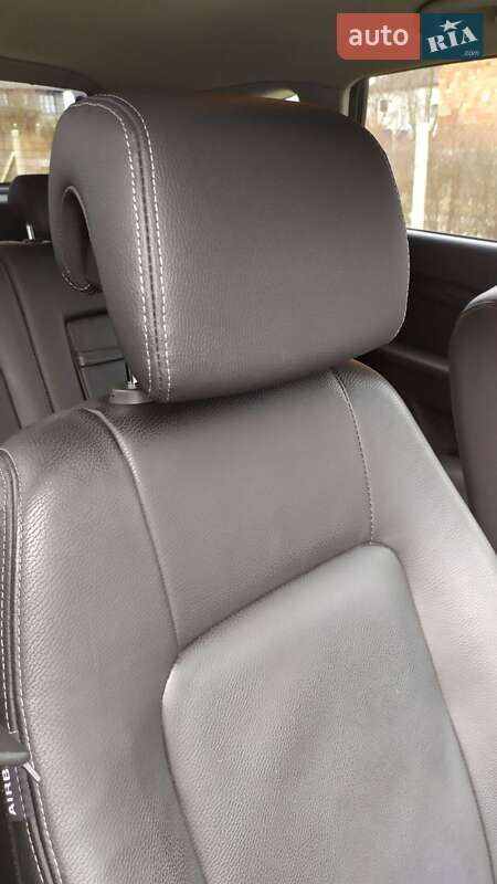 Позашляховик / Кросовер Chevrolet Captiva 2012 в Чернівцях