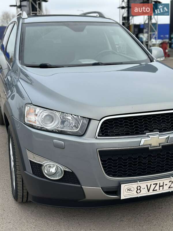 Внедорожник / Кроссовер Chevrolet Captiva 2012 в Дубно