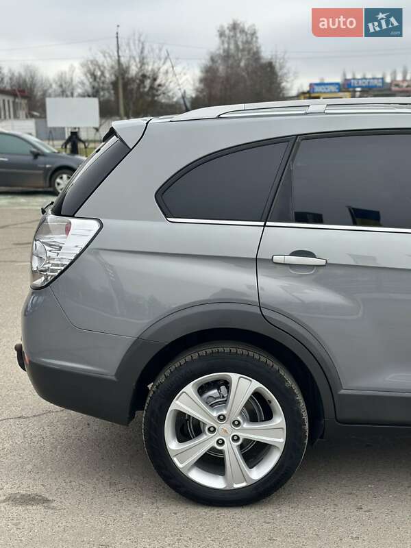 Внедорожник / Кроссовер Chevrolet Captiva 2012 в Дубно