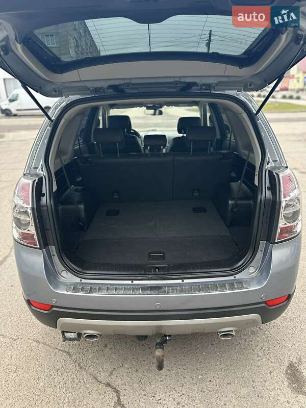 Внедорожник / Кроссовер Chevrolet Captiva 2012 в Дубно