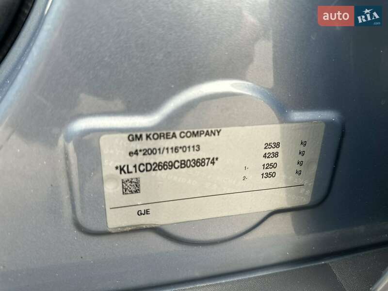 Внедорожник / Кроссовер Chevrolet Captiva 2012 в Дубно