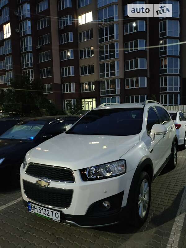 Внедорожник / Кроссовер Chevrolet Captiva 2013 в Одессе