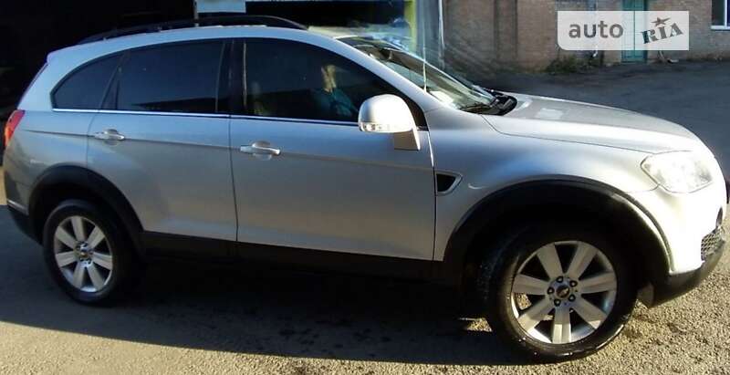 Позашляховик / Кросовер Chevrolet Captiva 2008 в Умані