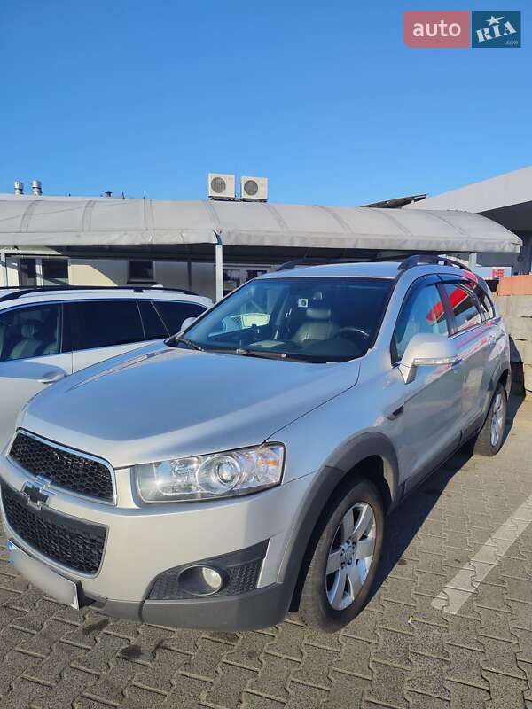 Позашляховик / Кросовер Chevrolet Captiva 2011 в Вінниці