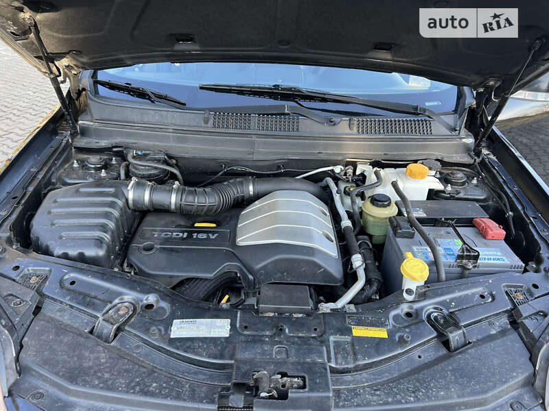 Внедорожник / Кроссовер Chevrolet Captiva 2009 в Луцке