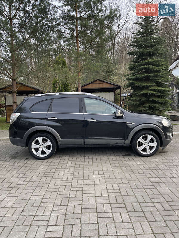 Позашляховик / Кросовер Chevrolet Captiva 2011 в Дрогобичі