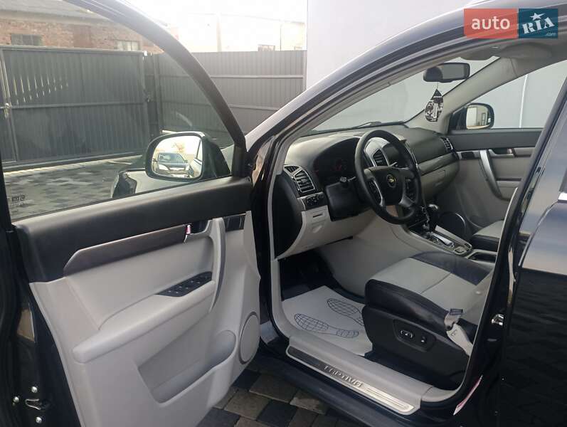 Позашляховик / Кросовер Chevrolet Captiva 2011 в Дрогобичі