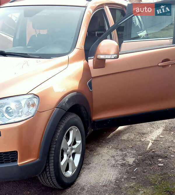 Внедорожник / Кроссовер Chevrolet Captiva 2006 в Киеве