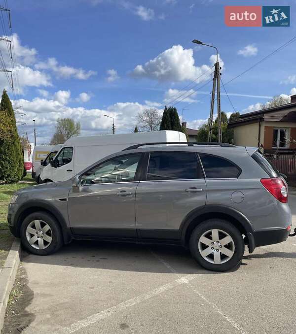Внедорожник / Кроссовер Chevrolet Captiva 2011 в Шумске