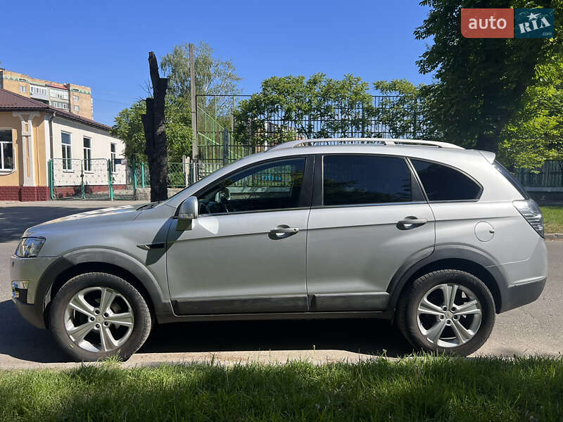 Позашляховик / Кросовер Chevrolet Captiva 2012 в Полтаві