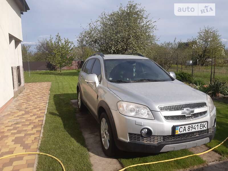 Позашляховик / Кросовер Chevrolet Captiva 2008 в Черкасах