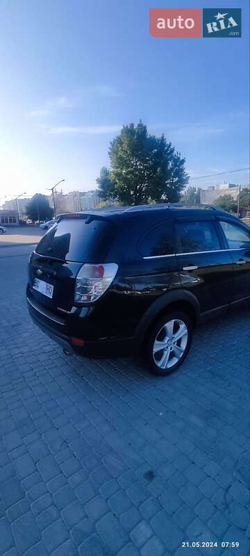Позашляховик / Кросовер Chevrolet Captiva 2011 в Львові