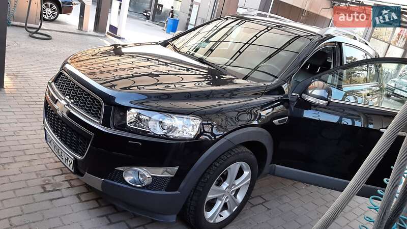Позашляховик / Кросовер Chevrolet Captiva 2012 в Рівному