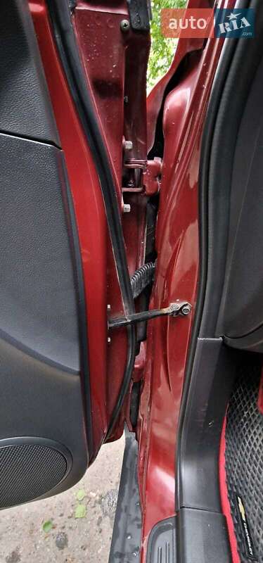 Позашляховик / Кросовер Chevrolet Captiva 2009 в Харкові фото 10 Позашляховик / Кросовер Chevrolet Captiva 2009 в Харкові