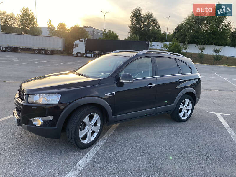 Внедорожник / Кроссовер Chevrolet Captiva 2011 в Хмельницком