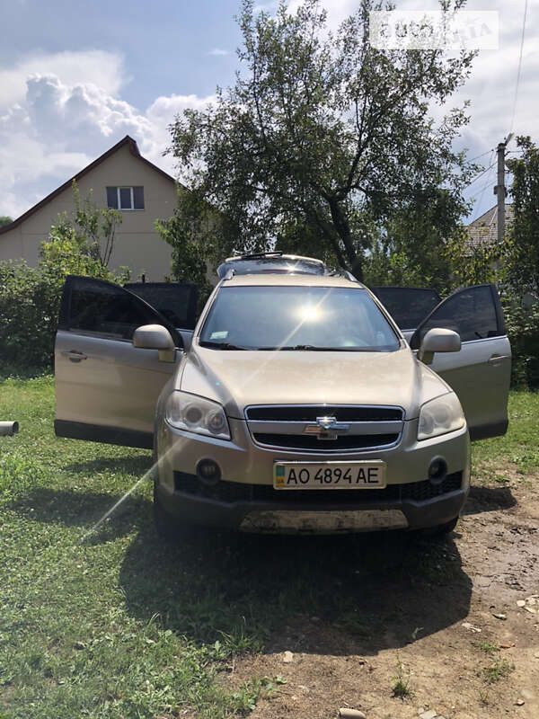 Позашляховик / Кросовер Chevrolet Captiva 2007 в Ужгороді