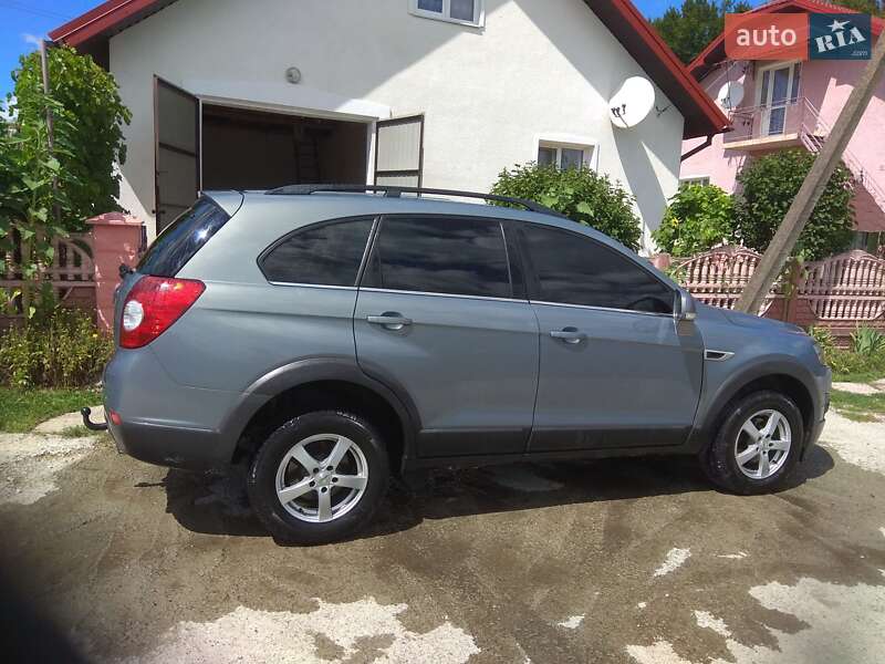 Внедорожник / Кроссовер Chevrolet Captiva 2011 в Ивано-Франковске