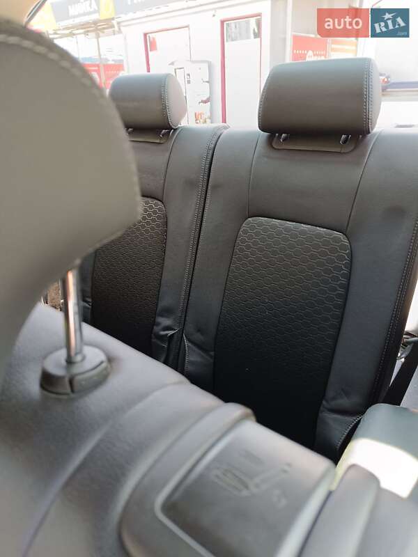 Внедорожник / Кроссовер Chevrolet Captiva 2015 в Киеве
