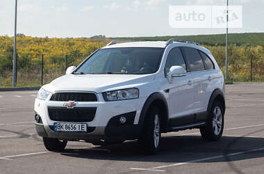 Внедорожник / Кроссовер Chevrolet Captiva 2012 в Ровно