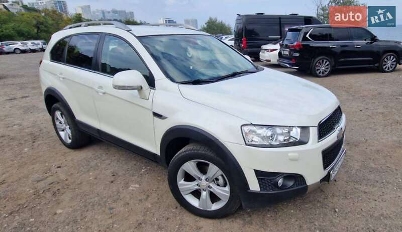 Внедорожник / Кроссовер Chevrolet Captiva 2011 в Одессе