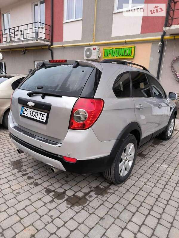 Позашляховик / Кросовер Chevrolet Captiva 2007 в Львові