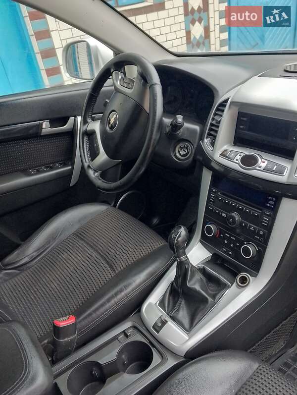 Внедорожник / Кроссовер Chevrolet Captiva 2011 в Борщеве