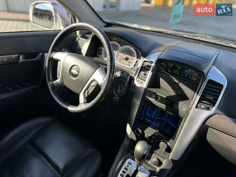 Позашляховик / Кросовер Chevrolet Captiva 2006 в Луцьку