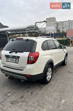 Внедорожник / Кроссовер Chevrolet Captiva 2011 в Киеве