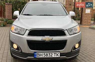 Внедорожник / Кроссовер Chevrolet Captiva 2014 в Черноморске