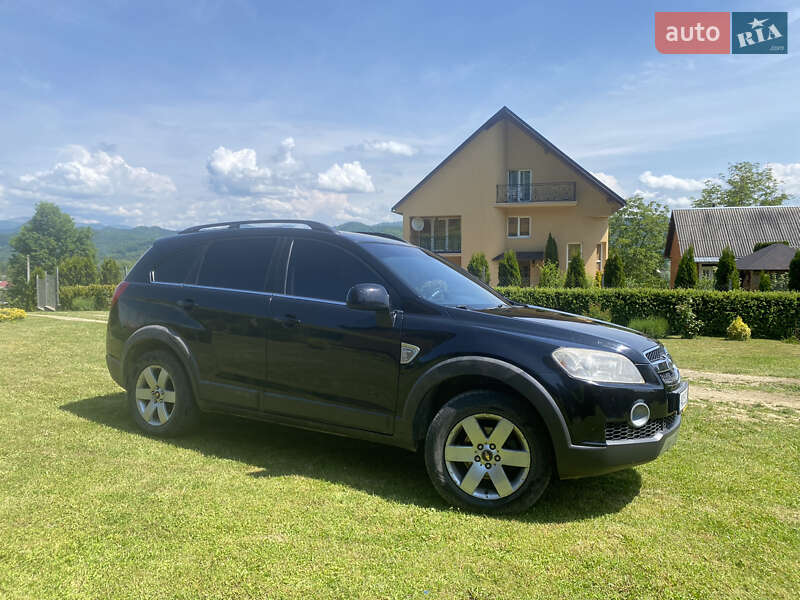 Позашляховик / Кросовер Chevrolet Captiva 2006 в Тячеві фото 3 Позашляховик / Кросовер Chevrolet Captiva 2006 в Тячеві