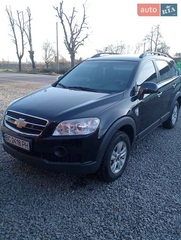 Позашляховик / Кросовер Chevrolet Captiva 2010 в Радехові