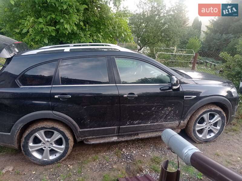 Позашляховик / Кросовер Chevrolet Captiva 2013 в Львові