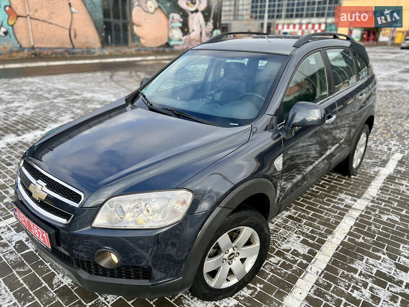 Позашляховик / Кросовер Chevrolet Captiva 2008 в Луцьку