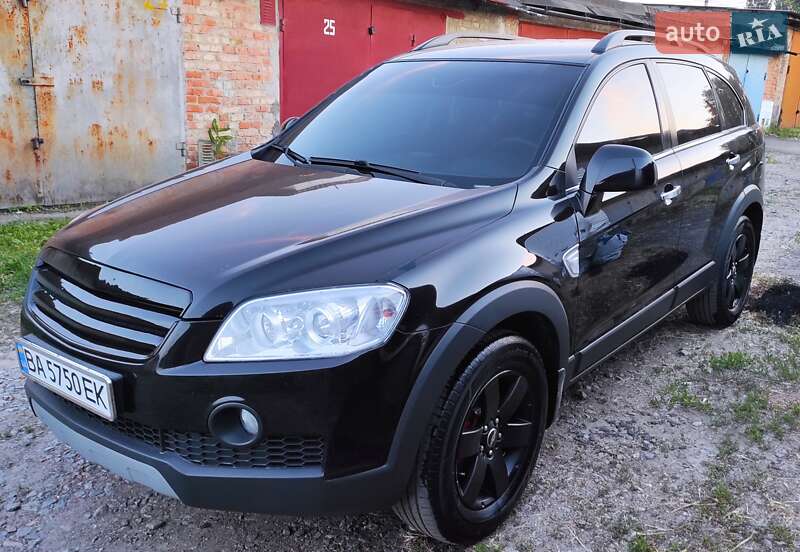 Внедорожник / Кроссовер Chevrolet Captiva 2007 в 