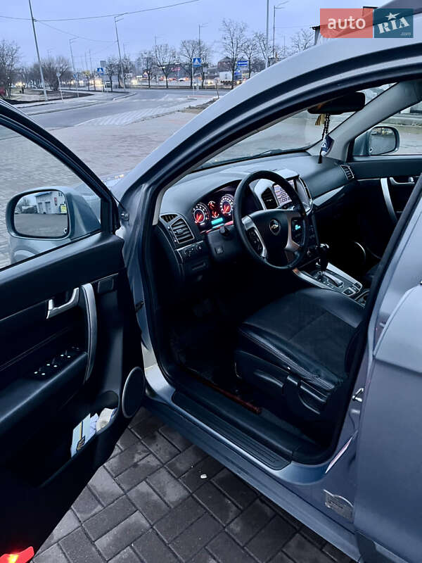 Внедорожник / Кроссовер Chevrolet Captiva 2013 в Киеве