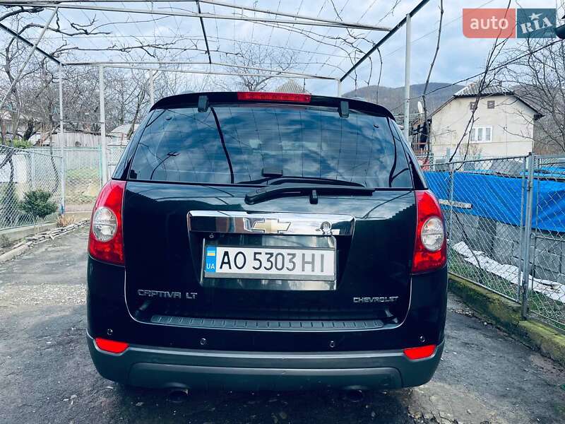 Внедорожник / Кроссовер Chevrolet Captiva 2010 в Иршаве фото 4 Внедорожник / Кроссовер Chevrolet Captiva 2010 в Иршаве