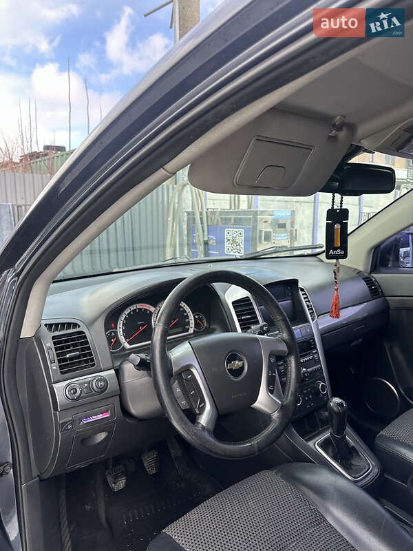 Внедорожник / Кроссовер Chevrolet Captiva 2008 в Ровно