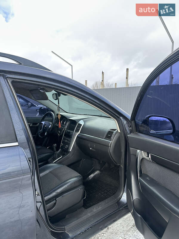 Внедорожник / Кроссовер Chevrolet Captiva 2008 в Ровно