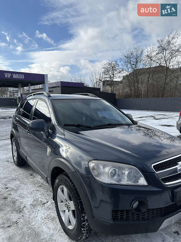 Внедорожник / Кроссовер Chevrolet Captiva 2008 в Ровно
