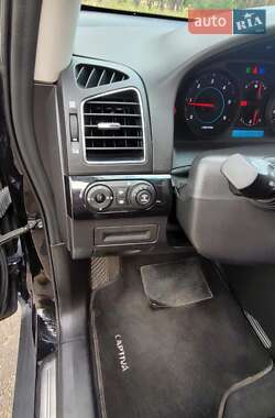 Позашляховик / Кросовер Chevrolet Captiva 2011 в Києві