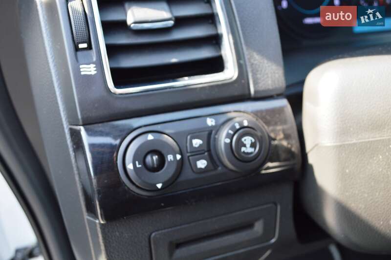 Внедорожник / Кроссовер Chevrolet Captiva 2012 в Одессе