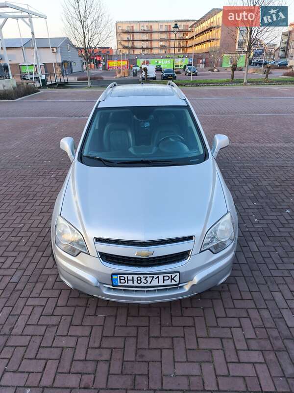 Внедорожник / Кроссовер Chevrolet Captiva 2014 в 