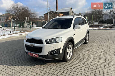 Позашляховик / Кросовер Chevrolet Captiva 2014 в 
